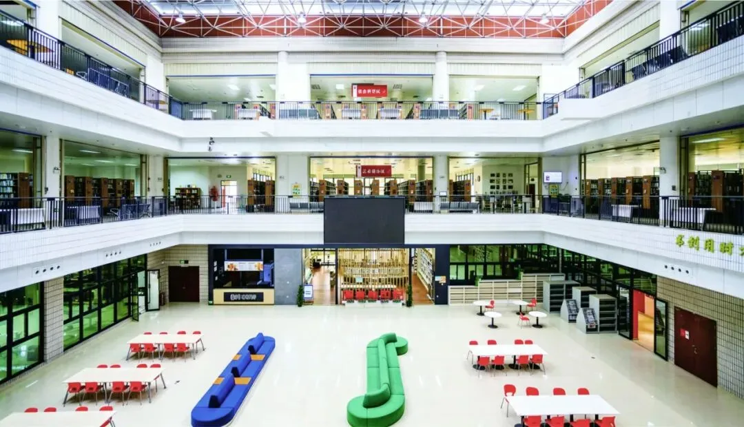 【中考倒计时】6月21日这所学校召开校园开放日,家长纷纷抢着预约-第6张图片-四季读书网 【中考倒计时】6月21日这所学校召开校园开放日,家长纷纷抢着预约-第6张图片-四季读书网