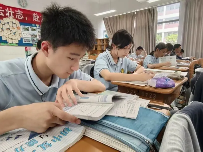 中考第三天,奋斗的青春永不落幕!!!-第7张图片-四季读书网