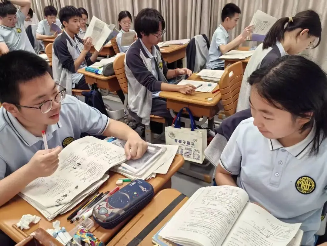中考第三天,奋斗的青春永不落幕!!!-第9张图片-四季读书网