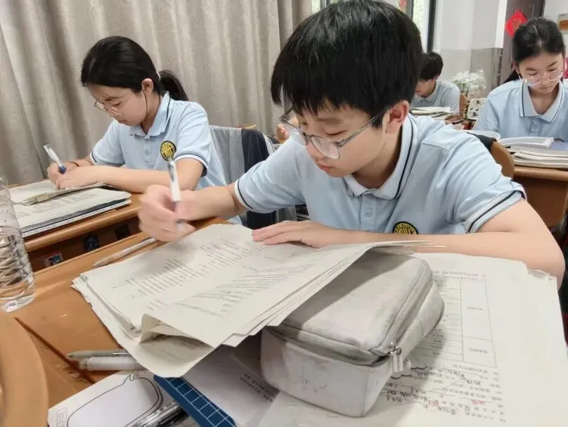中考第三天,奋斗的青春永不落幕!!!-第14张图片-四季读书网