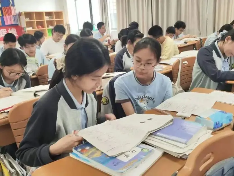 中考第三天,奋斗的青春永不落幕!!!-第16张图片-四季读书网