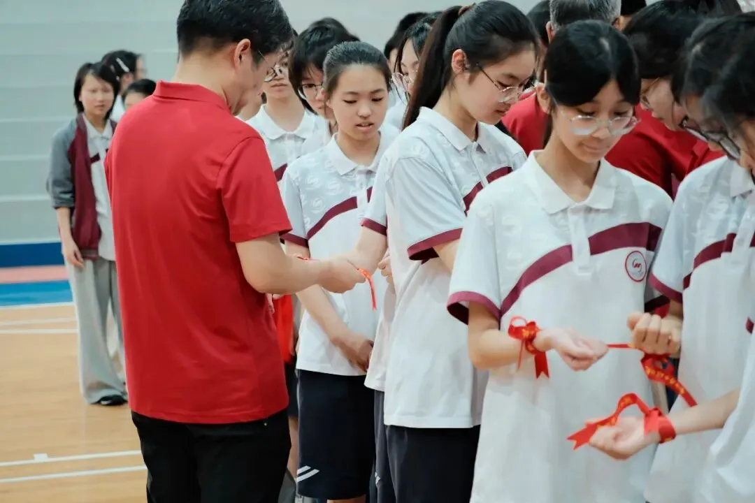 少年策马赴山海 中考亮剑展锋芒 ——海宁市王国维初级中学教育集团2026届出征仪式圆满举行-第25张图片-四季读书网 少年策马赴山海 中考亮剑展锋芒 ——海宁市王国维初级中学教育集团2026届出征仪式圆满举行-第25张图片-四季读书网
