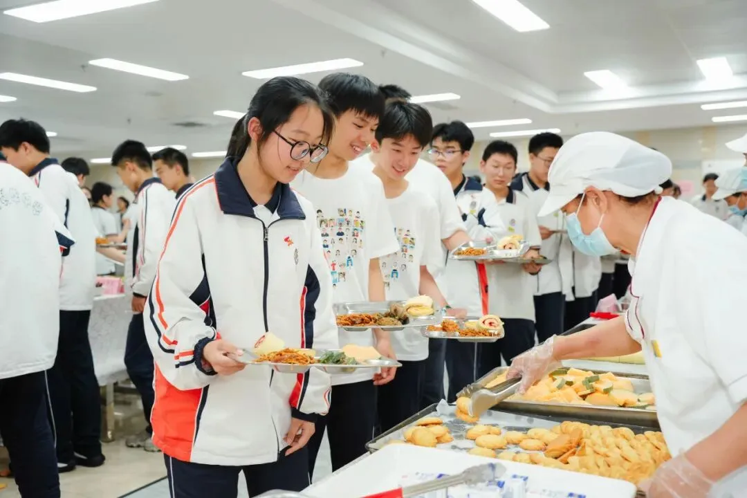 中考加油 | 迎战中考,我们以“食”力护航-第29张图片-四季读书网 中考加油 | 迎战中考,我们以“食”力护航-第29张图片-四季读书网