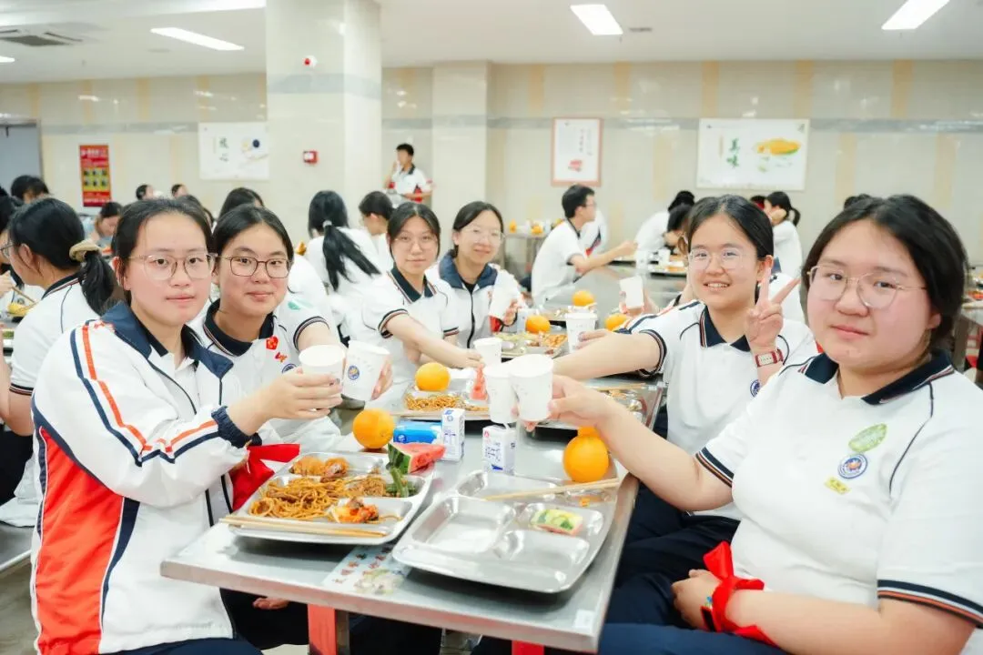 中考加油 | 迎战中考,我们以“食”力护航-第35张图片-四季读书网 中考加油 | 迎战中考,我们以“食”力护航-第35张图片-四季读书网