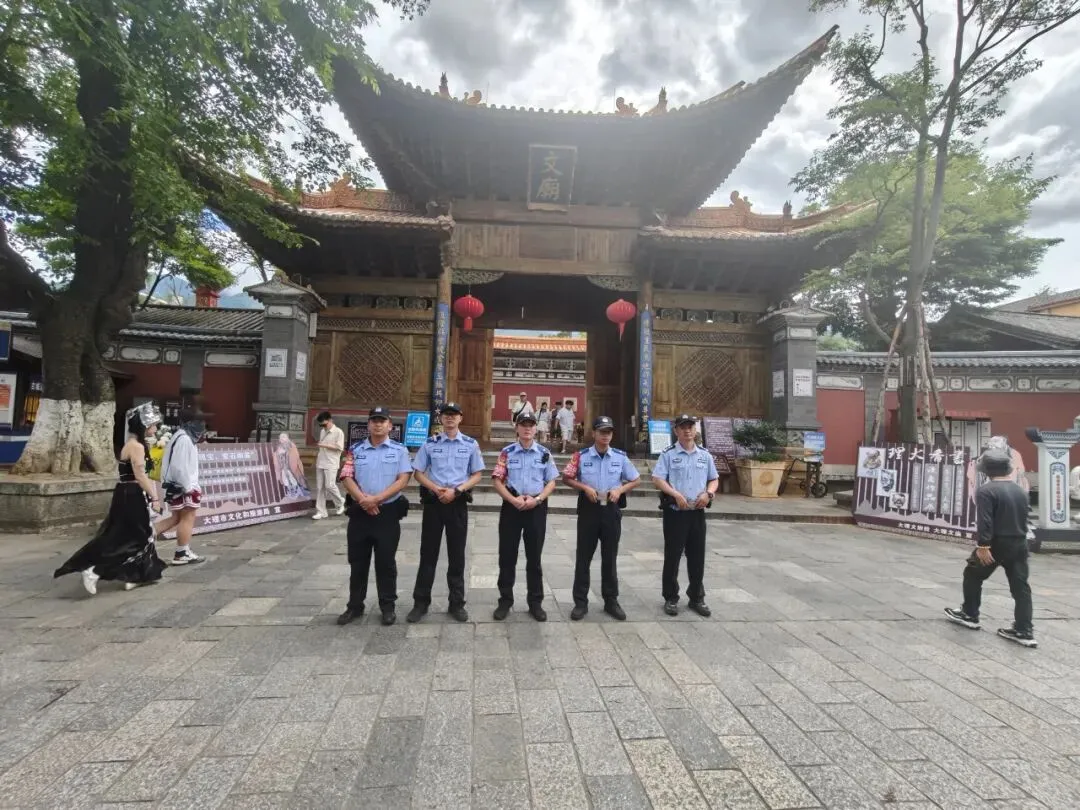 大理市警方圆满完成2026年中考安保-第3张图片-四季读书网 大理市警方圆满完成2026年中考安保-第3张图片-四季读书网
