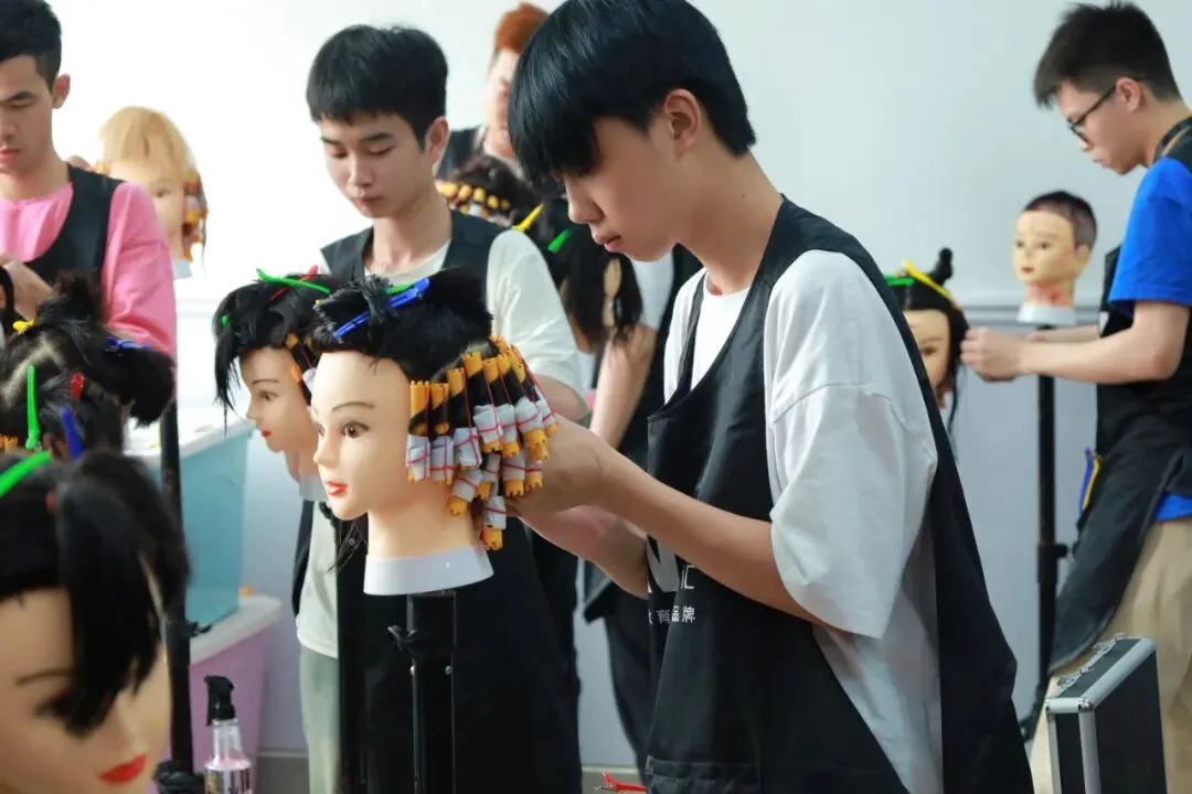 中考倒计时…家长和学生要怎么轻松应对呢?-第4张图片-四季读书网 中考倒计时…家长和学生要怎么轻松应对呢?-第4张图片-四季读书网