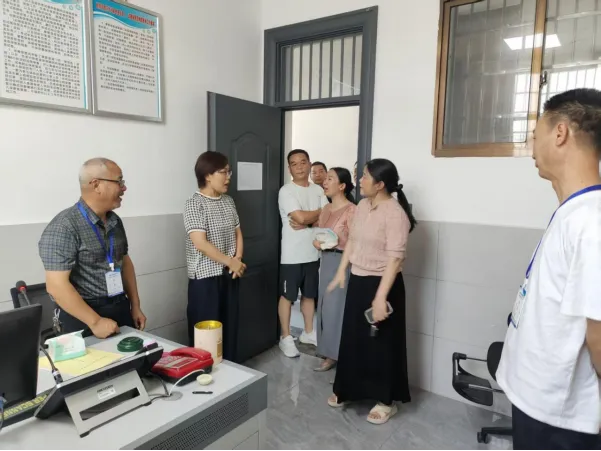 压实组考细节 护航平安中考——代颖慧赴屈原中学调研中考组考筹备工作-第12张图片-四季读书网