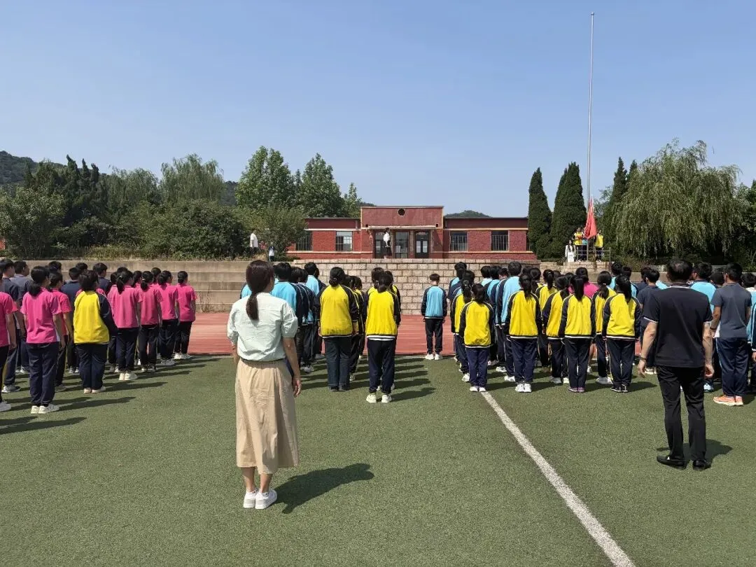 学生成长课程之中考动员活动-第6张图片-四季读书网