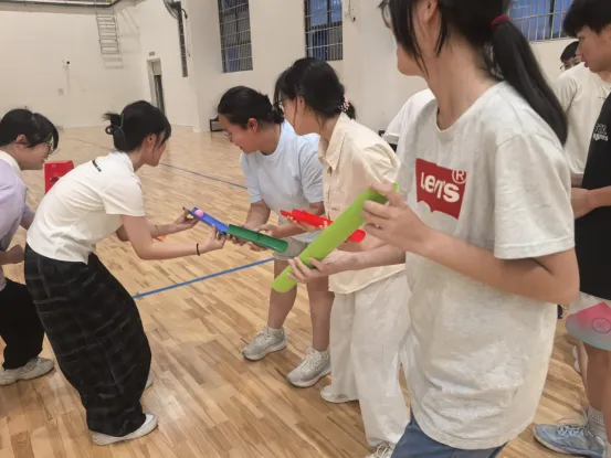中考减压 为梦启航——三江县民族实验学校开展“5·25”心理健康教育月系列活动-第7张图片-四季读书网
