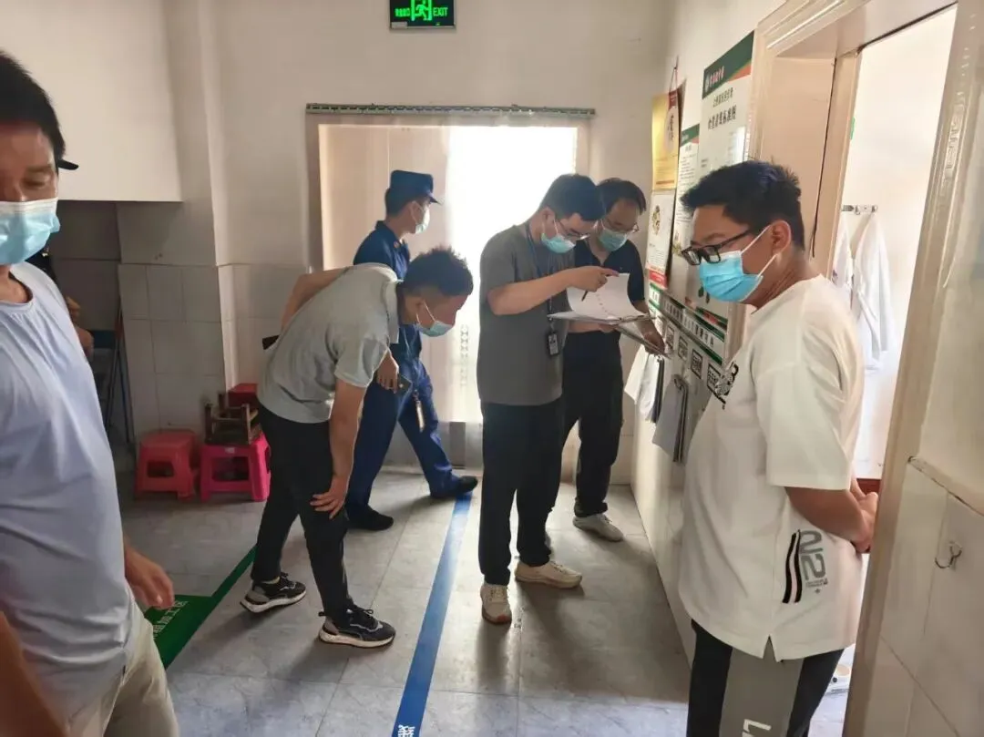 中考落幕!富良棚乡考点有花、有笑、有少年意气……-第12张图片-四季读书网