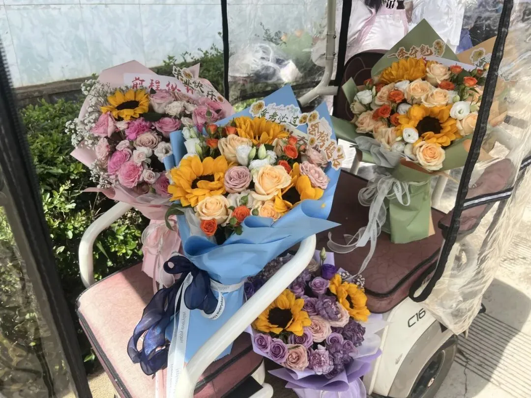 中考落幕!富良棚乡考点有花、有笑、有少年意气……-第23张图片-四季读书网