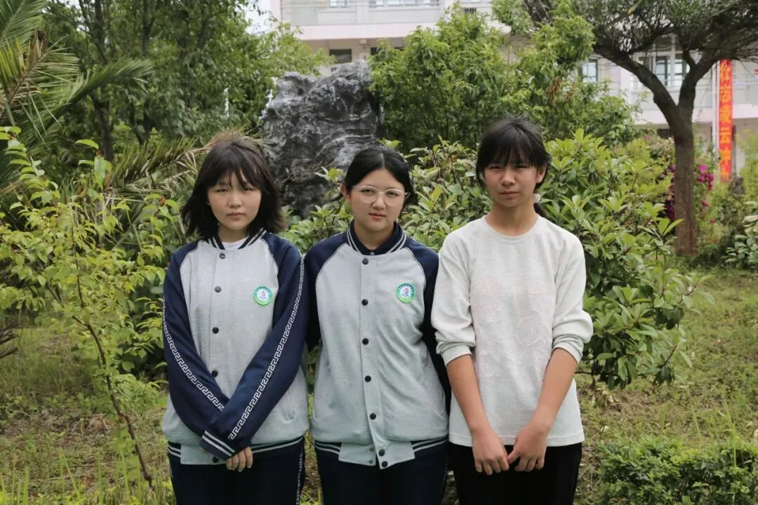 中考落幕!富良棚乡考点有花、有笑、有少年意气……-第29张图片-四季读书网