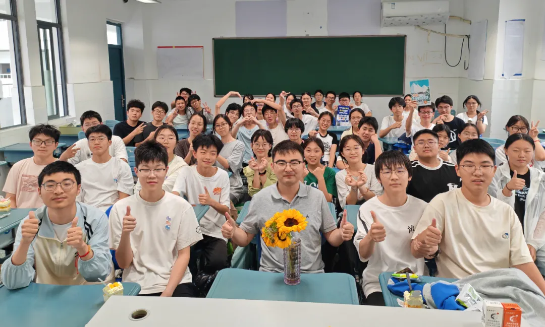 中考收官 l 梅里少年,请赴山海!-第13张图片-四季读书网