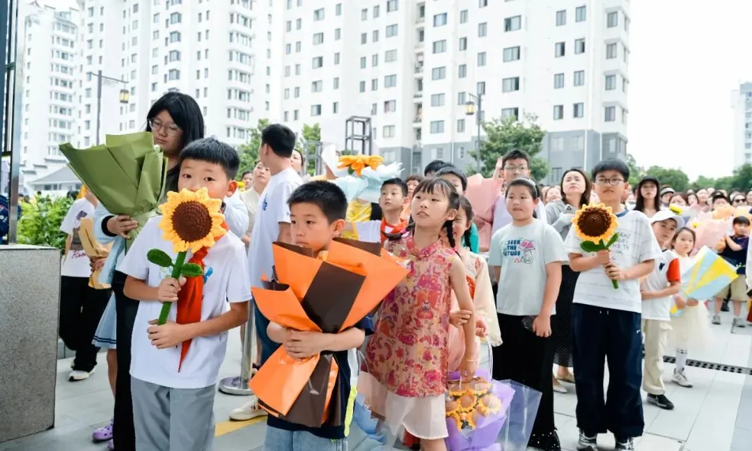 中考收官 l 梅里少年,请赴山海!-第24张图片-四季读书网