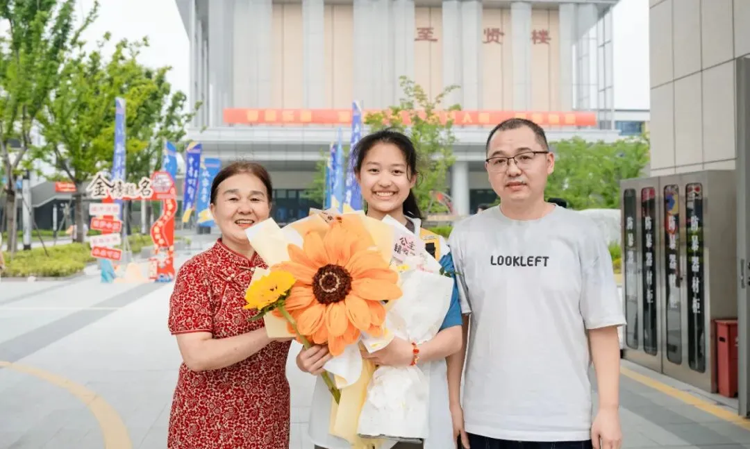 中考收官 l 梅里少年,请赴山海!-第46张图片-四季读书网