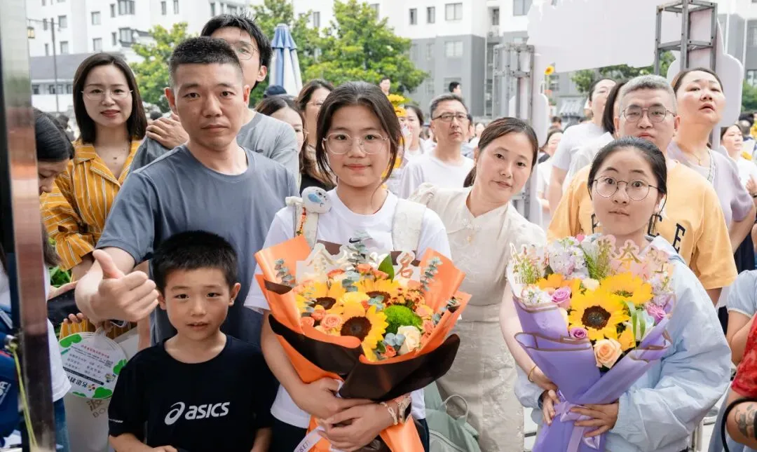 中考收官 l 梅里少年,请赴山海!-第55张图片-四季读书网