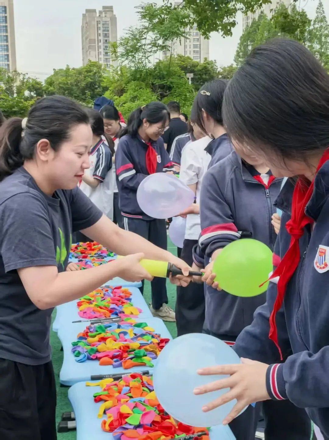 凝心聚力,决胜中考!——暖心赋能,上海市民办锦秋学校为中考学子保驾护航!-第35张图片-四季读书网