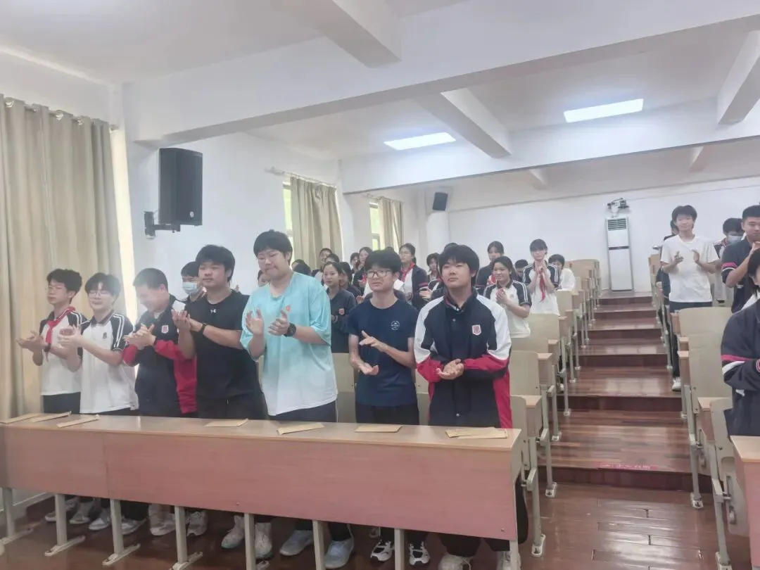 凝心聚力,决胜中考!——暖心赋能,上海市民办锦秋学校为中考学子保驾护航!-第39张图片-四季读书网