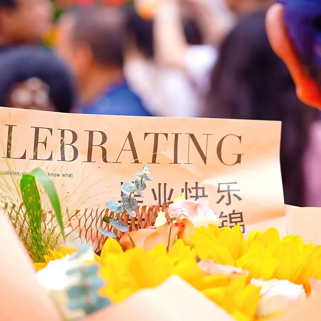 中考 | 数学和语文“奇”出亮点!听听云附一二一和师大实验一二一的考生们怎么评-第24张图片-四季读书网 中考 | 数学和语文“奇”出亮点!听听云附一二一和师大实验一二一的考生们怎么评-第24张图片-四季读书网