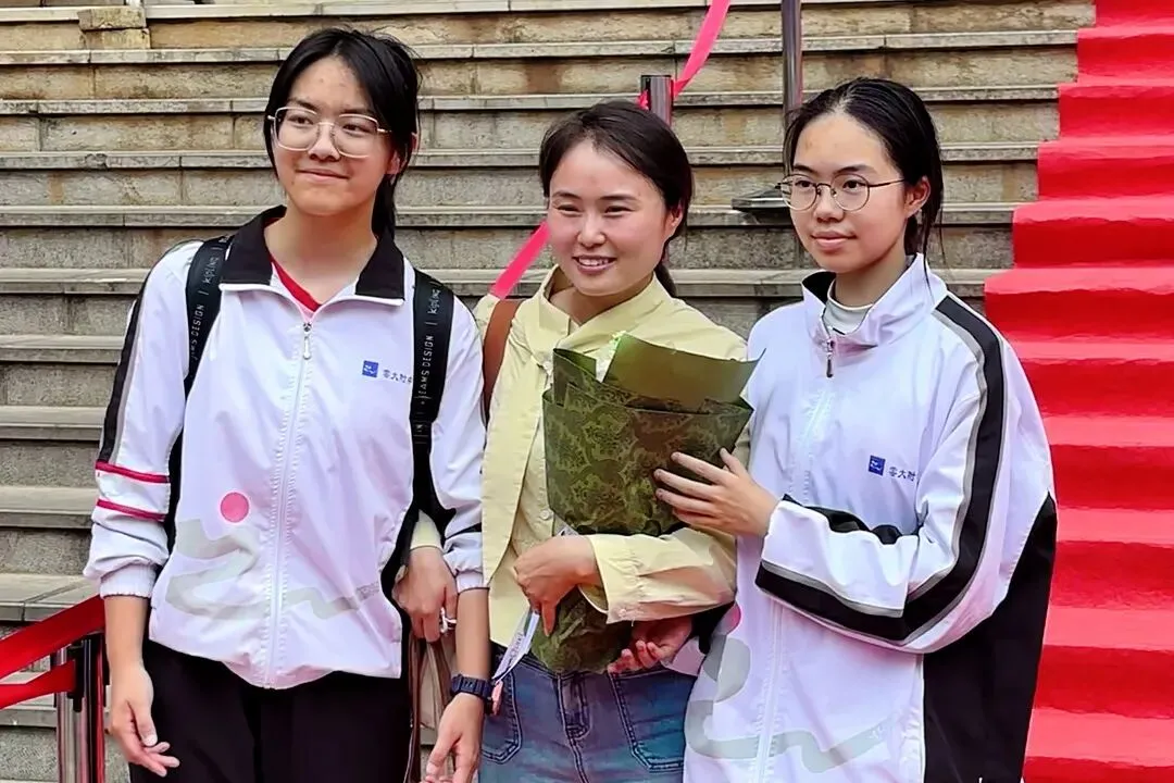 中考 | 数学和语文“奇”出亮点!听听云附一二一和师大实验一二一的考生们怎么评-第67张图片-四季读书网 中考 | 数学和语文“奇”出亮点!听听云附一二一和师大实验一二一的考生们怎么评-第67张图片-四季读书网