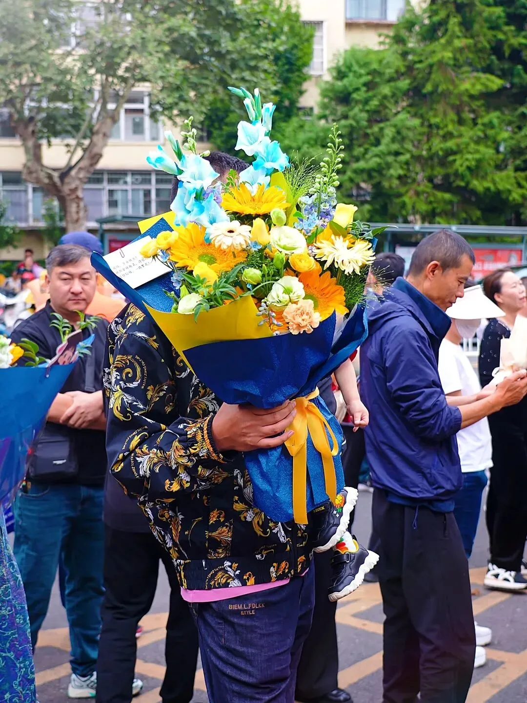 中考 | 数学和语文“奇”出亮点!听听云附一二一和师大实验一二一的考生们怎么评-第83张图片-四季读书网 中考 | 数学和语文“奇”出亮点!听听云附一二一和师大实验一二一的考生们怎么评-第83张图片-四季读书网