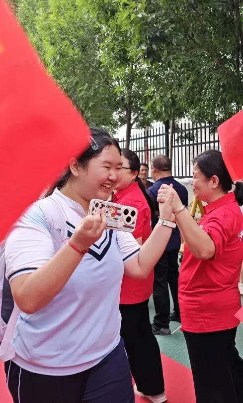 博大砺剑,六月荣光 | 致2026届中考学子-第40张图片-四季读书网