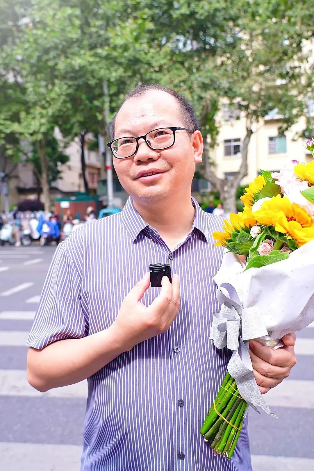 中考 | 数学和语文“奇”出亮点!听听云附一二一和师大实验一二一的考生们怎么评-第158张图片-四季读书网 中考 | 数学和语文“奇”出亮点!听听云附一二一和师大实验一二一的考生们怎么评-第158张图片-四季读书网