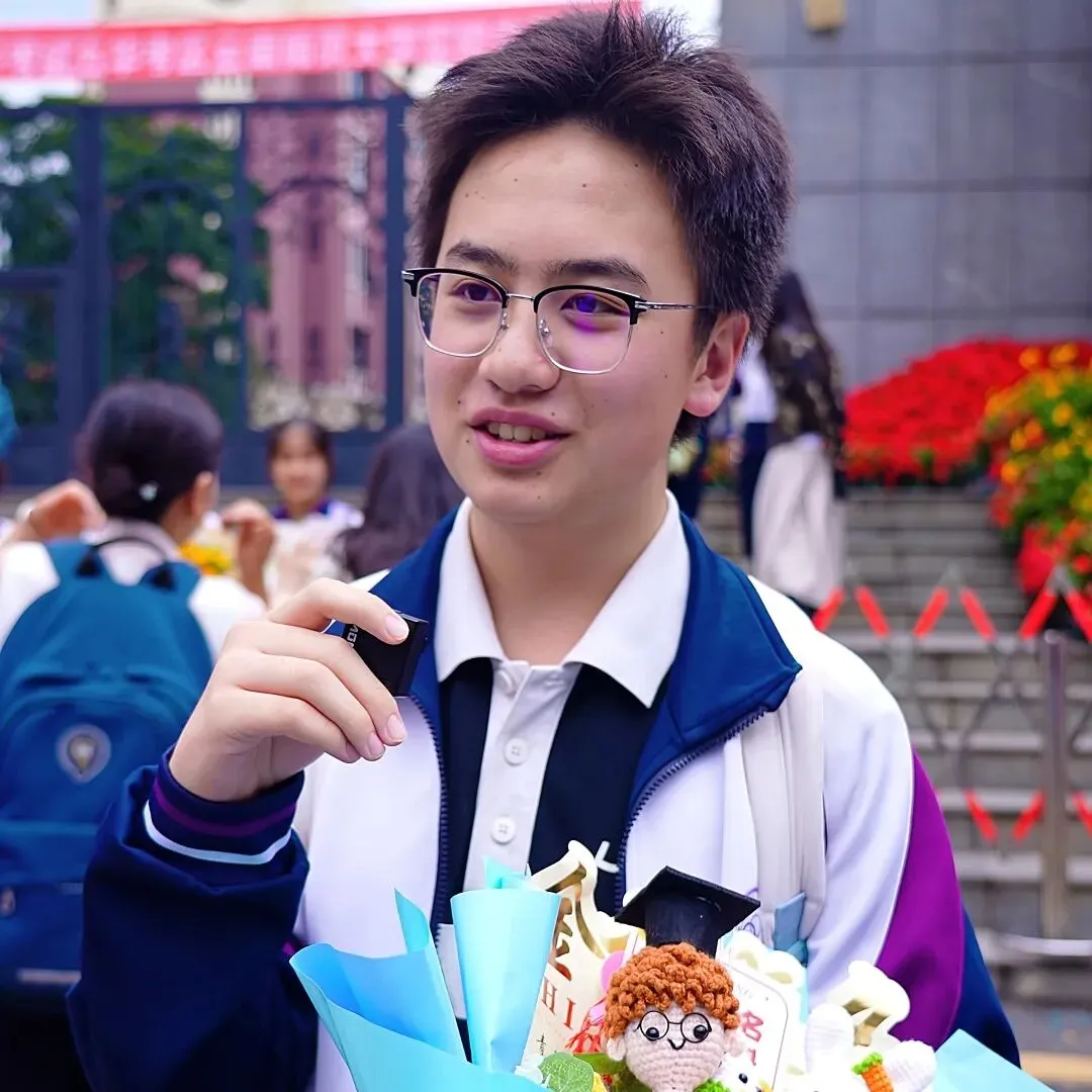 中考 | 数学和语文“奇”出亮点!听听云附一二一和师大实验一二一的考生们怎么评-第175张图片-四季读书网 中考 | 数学和语文“奇”出亮点!听听云附一二一和师大实验一二一的考生们怎么评-第175张图片-四季读书网