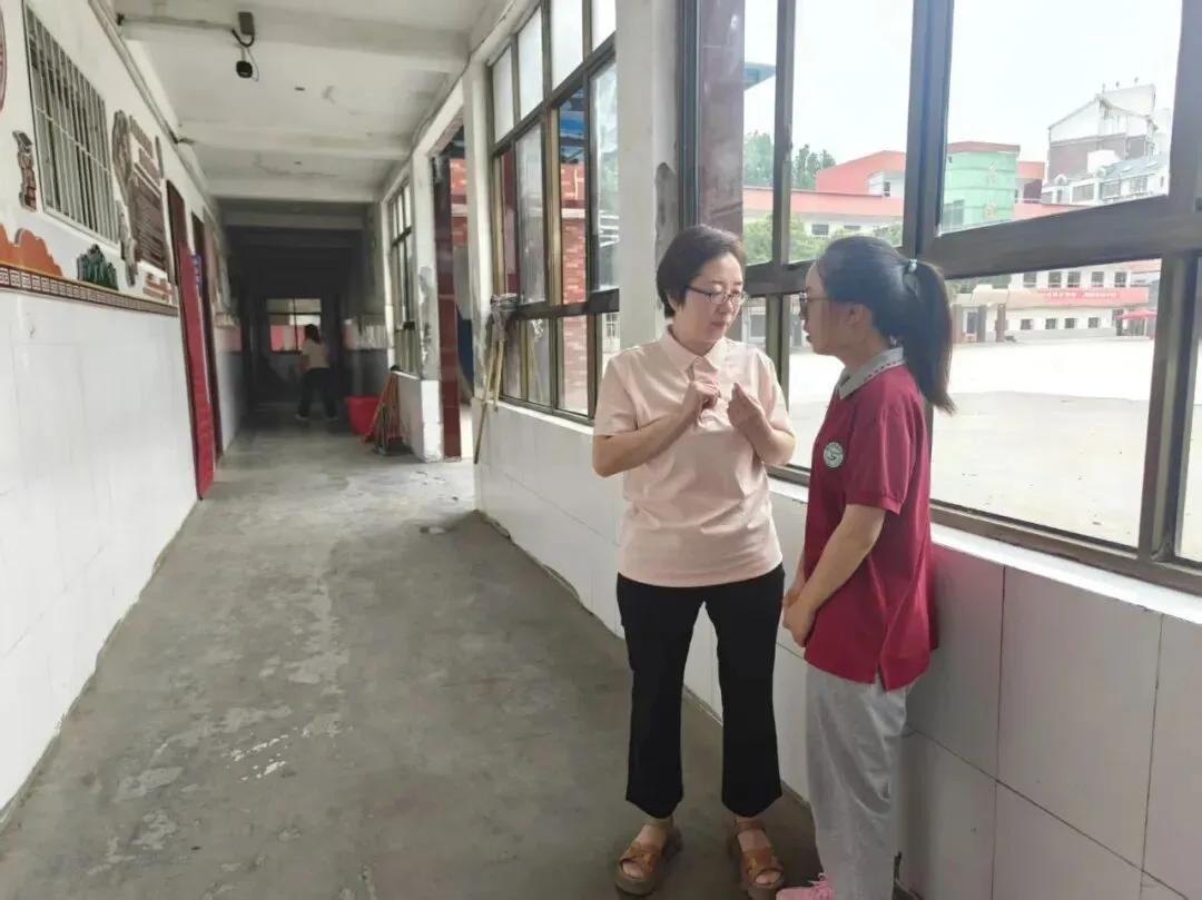 众志成城,誓赢中考-第10张图片-四季读书网
