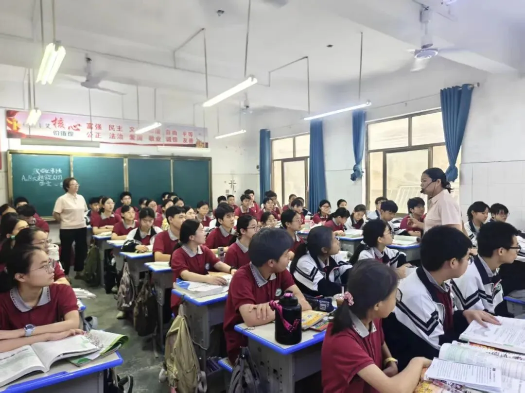 众志成城,誓赢中考-第11张图片-四季读书网