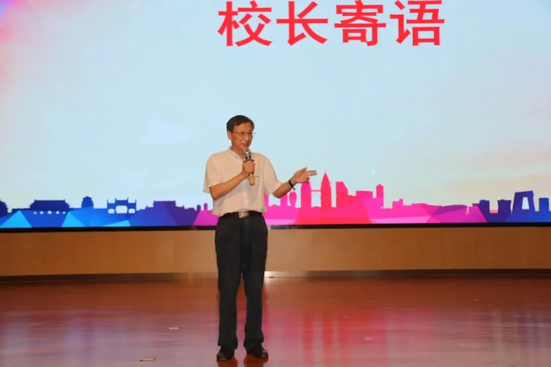 赴一场中考之约,勇敢做自己的英雄-第34张图片-四季读书网 赴一场中考之约,勇敢做自己的英雄-第34张图片-四季读书网