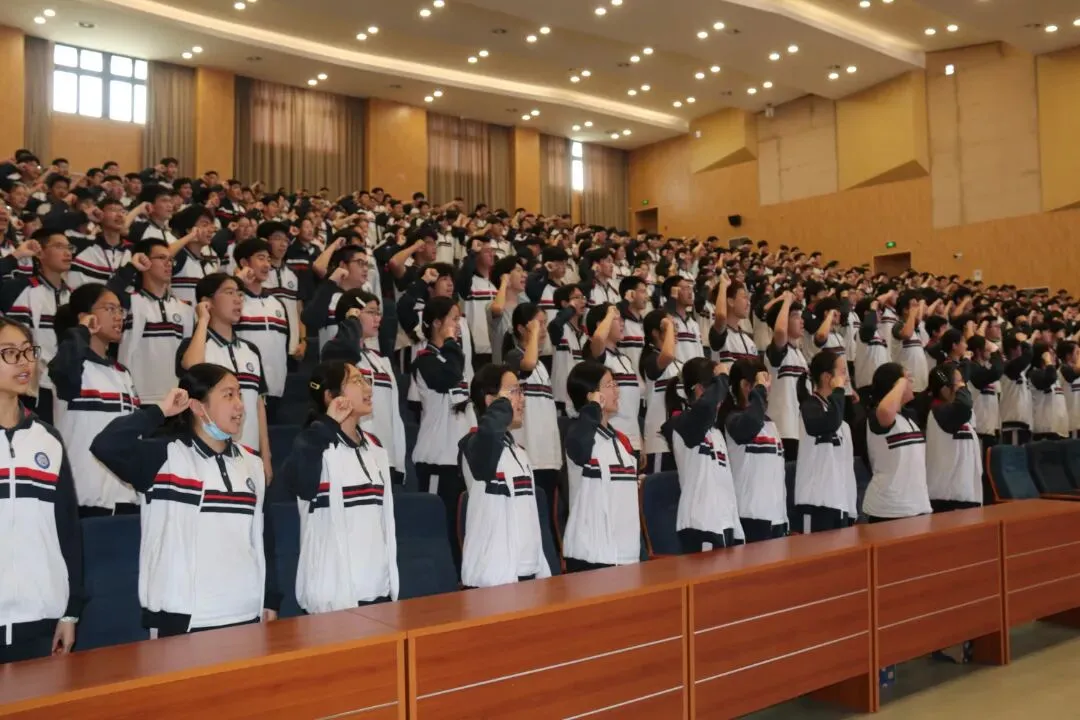 赴一场中考之约,勇敢做自己的英雄-第35张图片-四季读书网 赴一场中考之约,勇敢做自己的英雄-第35张图片-四季读书网