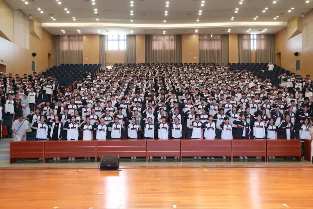 赴一场中考之约,勇敢做自己的英雄-第36张图片-四季读书网 赴一场中考之约,勇敢做自己的英雄-第36张图片-四季读书网