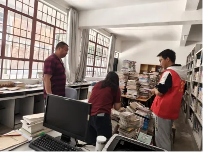 护航中考!云南多地开展校园周边文化市场专项检查-第22张图片-四季读书网 护航中考!云南多地开展校园周边文化市场专项检查-第22张图片-四季读书网