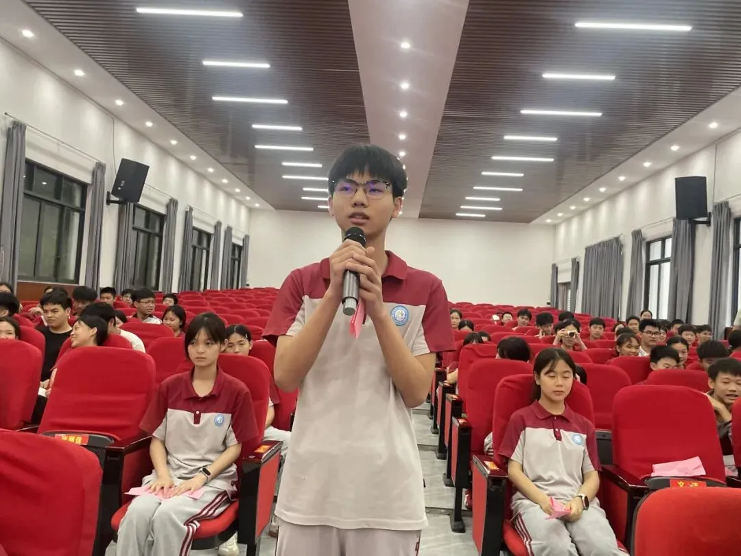 中考,我们一起冲 | 阳朔县外语实验中学开展中考考前系列暖心赋能活动-第10张图片-四季读书网 中考,我们一起冲 | 阳朔县外语实验中学开展中考考前系列暖心赋能活动-第10张图片-四季读书网