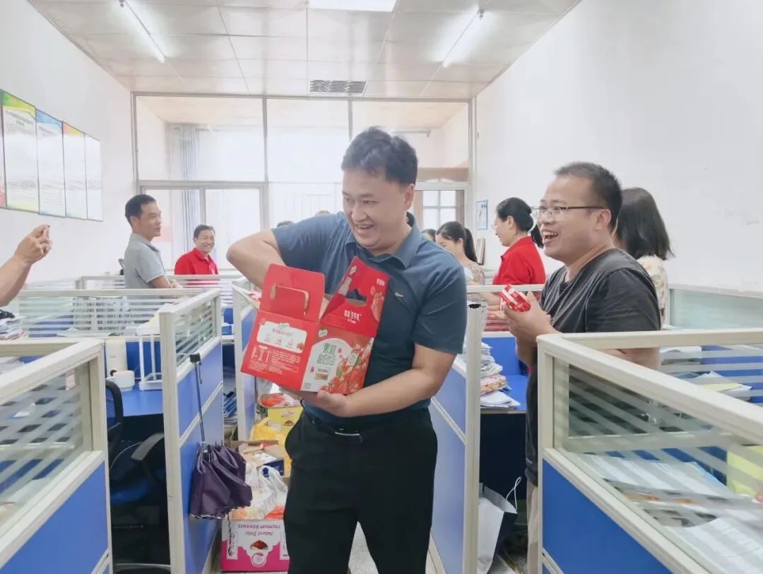 中考,我们一起冲 | 阳朔县外语实验中学开展中考考前系列暖心赋能活动-第17张图片-四季读书网 中考,我们一起冲 | 阳朔县外语实验中学开展中考考前系列暖心赋能活动-第17张图片-四季读书网