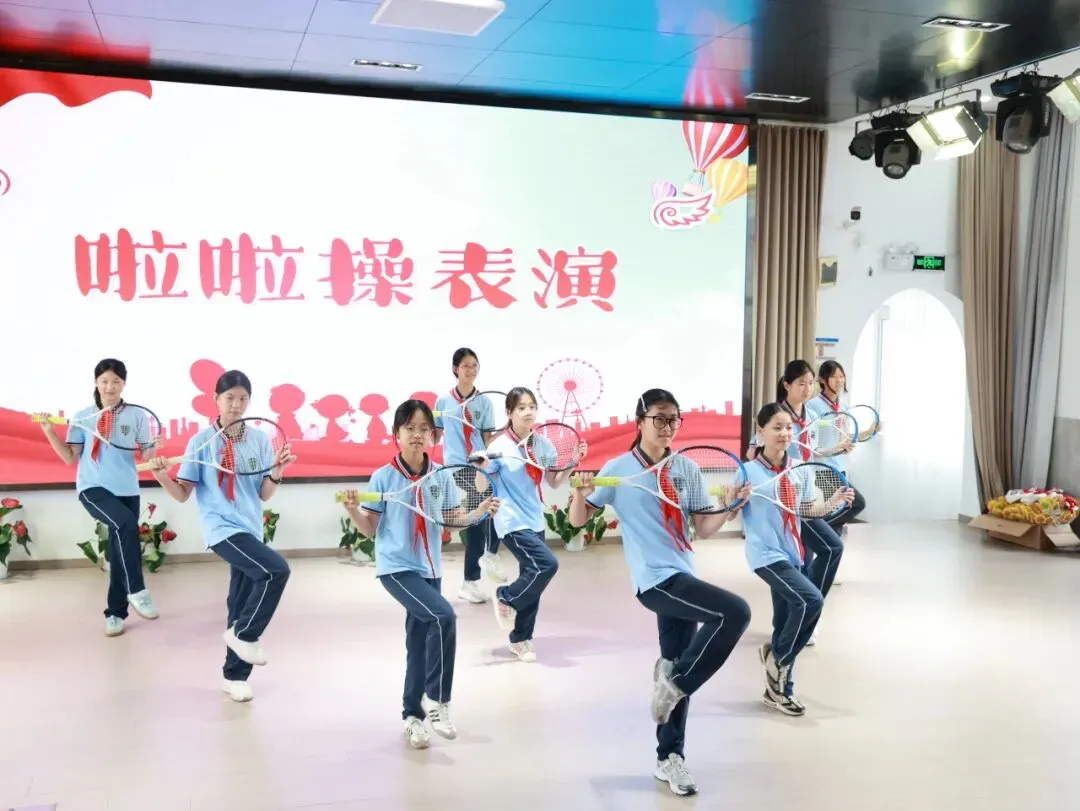 【龙行龘龘】“柏”志凌云战中考,青春逐梦正当时——上海市龙柏中学2026届加油!-第17张图片-四季读书网 【龙行龘龘】“柏”志凌云战中考,青春逐梦正当时——上海市龙柏中学2026届加油!-第17张图片-四季读书网