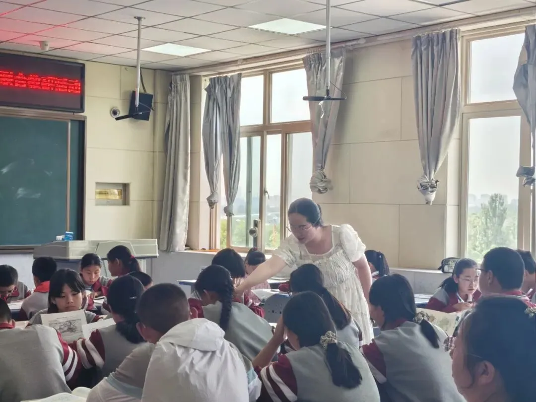【北校区】联合教研促成长 聚焦中考明方向——西夏区马学东 银川市唐徕中学杨梅地理学科名师工作室联合教研暨研讨活动-第18张图片-四季读书网 【北校区】联合教研促成长 聚焦中考明方向——西夏区马学东 银川市唐徕中学杨梅地理学科名师工作室联合教研暨研讨活动-第18张图片-四季读书网