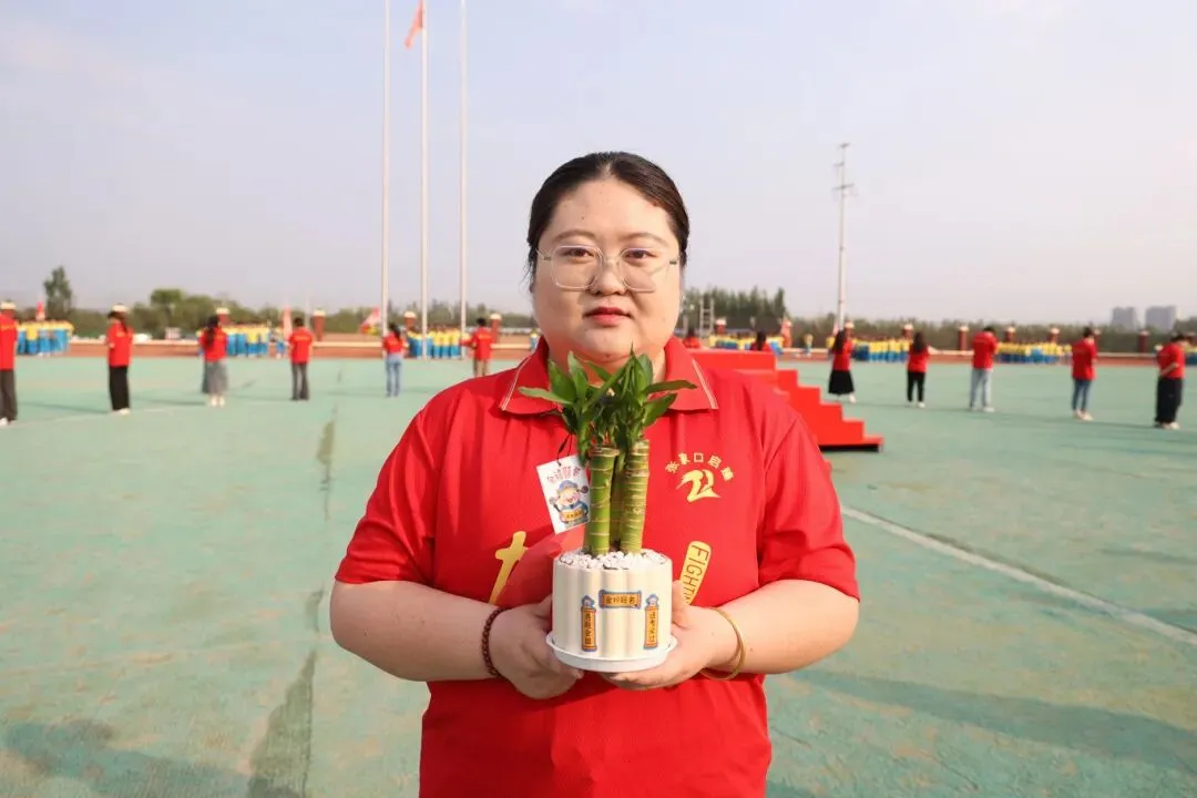 扬帆起航 迎战中考(5)吉祥物寄心意,伴少年赴考场-第21张图片-四季读书网 扬帆起航 迎战中考(5)吉祥物寄心意,伴少年赴考场-第21张图片-四季读书网