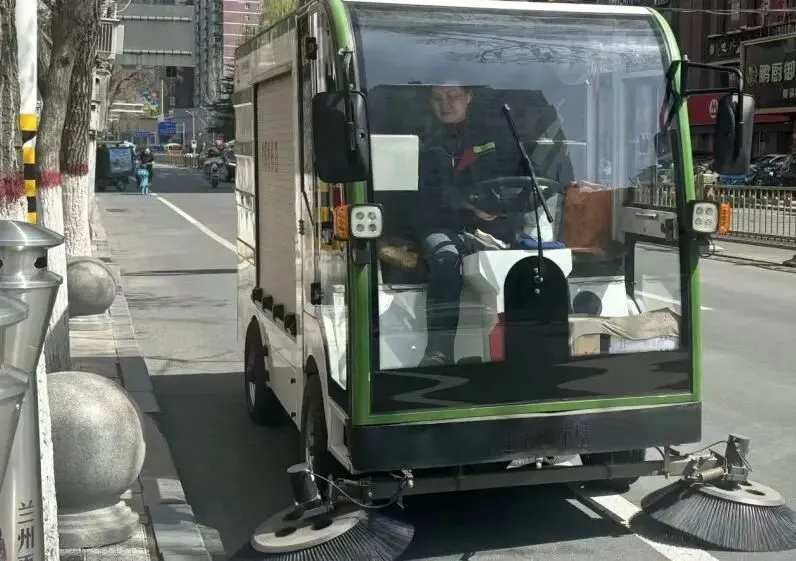 环卫护航中考路 净境无声助逐梦——玉禾田甘肃区域全力护航环境保障工作-第20张图片-四季读书网