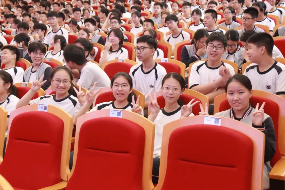 中考加油!文锦书院2026届温情送考,祝学子们旗开得胜!-第14张图片-四季读书网 中考加油!文锦书院2026届温情送考,祝学子们旗开得胜!-第14张图片-四季读书网