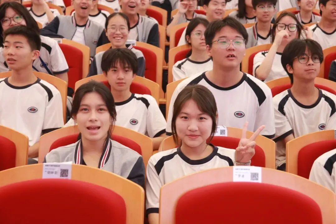 中考加油!文锦书院2026届温情送考,祝学子们旗开得胜!-第19张图片-四季读书网 中考加油!文锦书院2026届温情送考,祝学子们旗开得胜!-第19张图片-四季读书网