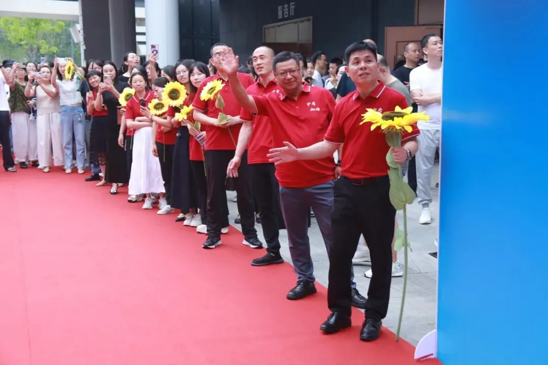 中考加油!文锦书院2026届温情送考,祝学子们旗开得胜!-第22张图片-四季读书网 中考加油!文锦书院2026届温情送考,祝学子们旗开得胜!-第22张图片-四季读书网