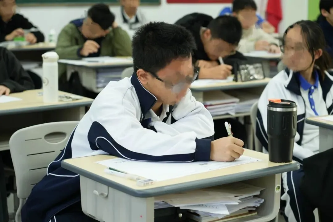 大朋友2026中考冲刺:全员状态在线-第2张图片-四季读书网