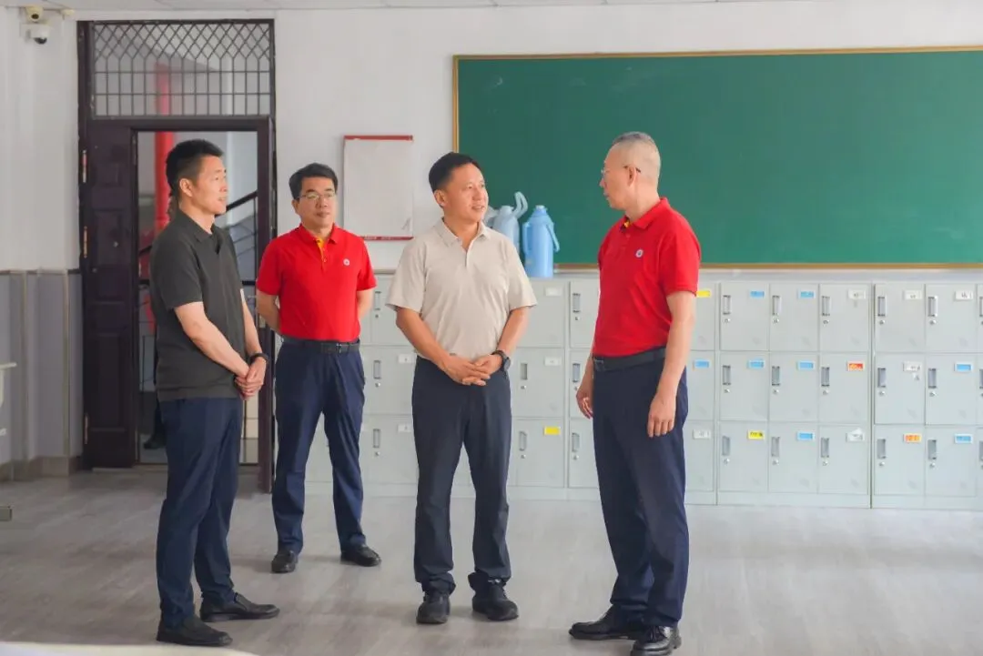 今日头条丨张耀调研检查2026年中考组织准备工作-第2张图片-四季读书网 今日头条丨张耀调研检查2026年中考组织准备工作-第2张图片-四季读书网