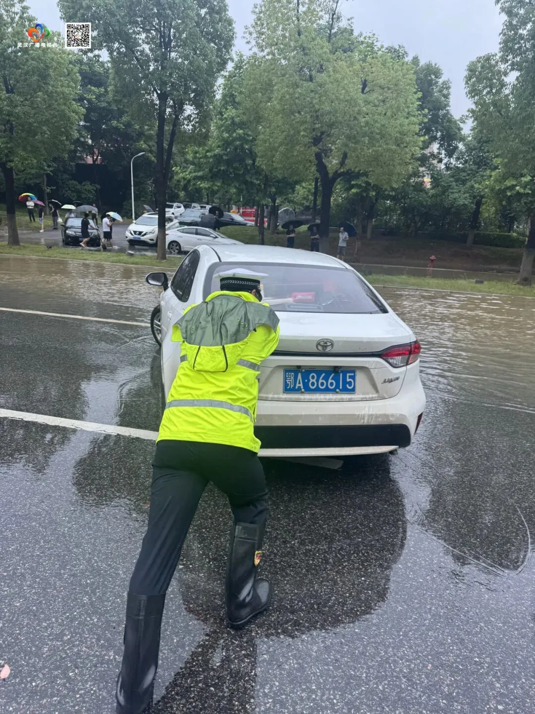 端午、中考遇降雨!武汉交警再发预警-第3张图片-四季读书网 端午、中考遇降雨!武汉交警再发预警-第3张图片-四季读书网