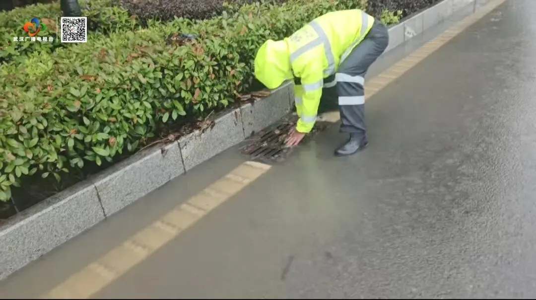 端午、中考遇降雨!武汉交警再发预警-第6张图片-四季读书网 端午、中考遇降雨!武汉交警再发预警-第6张图片-四季读书网