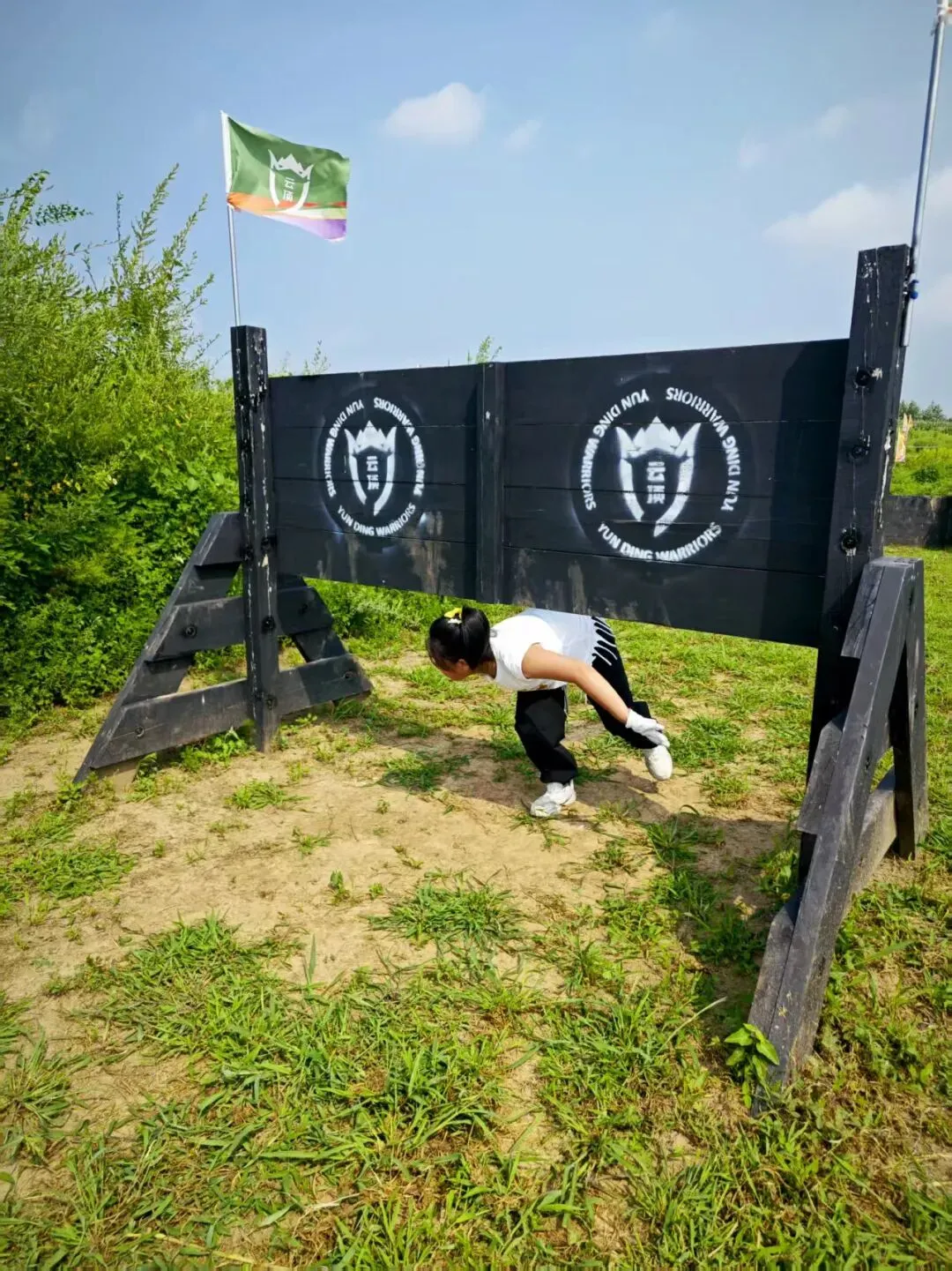 【中考假长途研学】乘风踏浪的少年|滑翔伞课程及体验+皮划艇体验+斯巴达挑战+滑翔伞VR-第45张图片-四季读书网 【中考假长途研学】乘风踏浪的少年|滑翔伞课程及体验+皮划艇体验+斯巴达挑战+滑翔伞VR-第45张图片-四季读书网