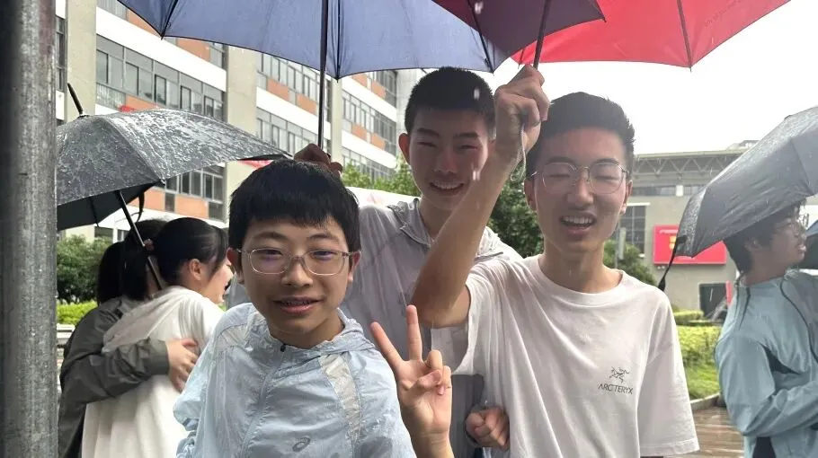 中考收官|落笔端午,水到渠成,苏中园区校在等最爱的人-第25张图片-四季读书网