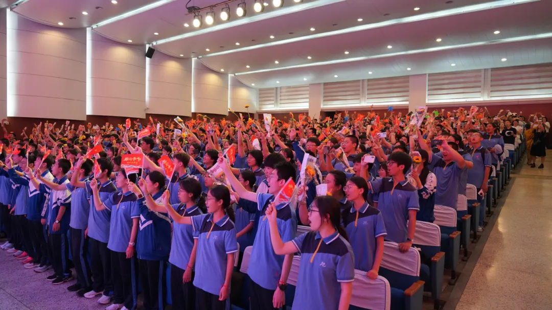 决胜中考,再创辉煌 | 2026届初三年级毕业典礼暨中考筑梦启航仪式圆满举行-第36张图片-四季读书网